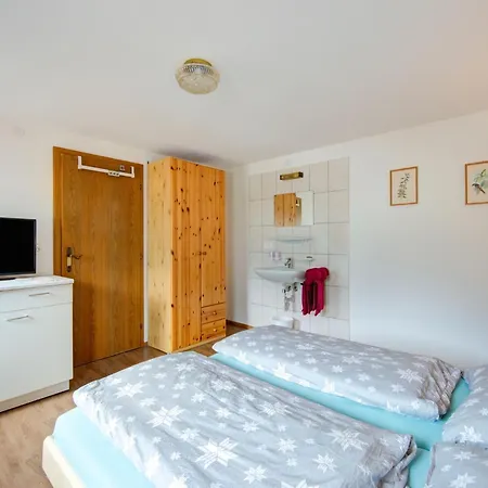 Apartment Near Paradise