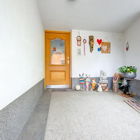 Near Paradise Apartment